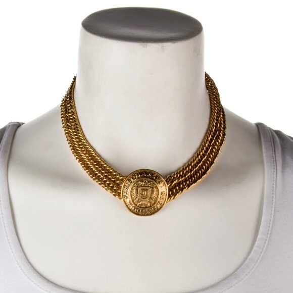 Chanel Vintage 31 Rue Cambon Medallion Choker Necklace - Picture 7 of 7